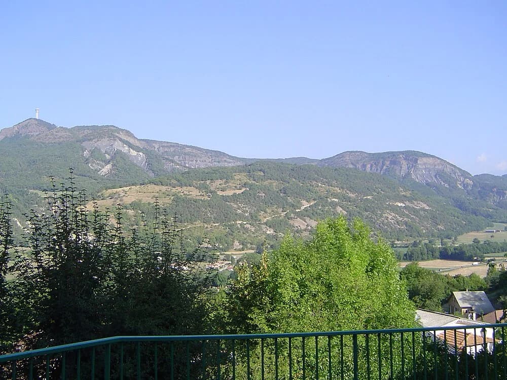 Saint-Étienne-le-Laus