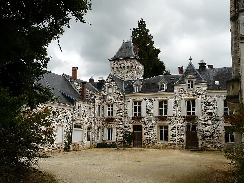 Saint-Priest-les-Fougères