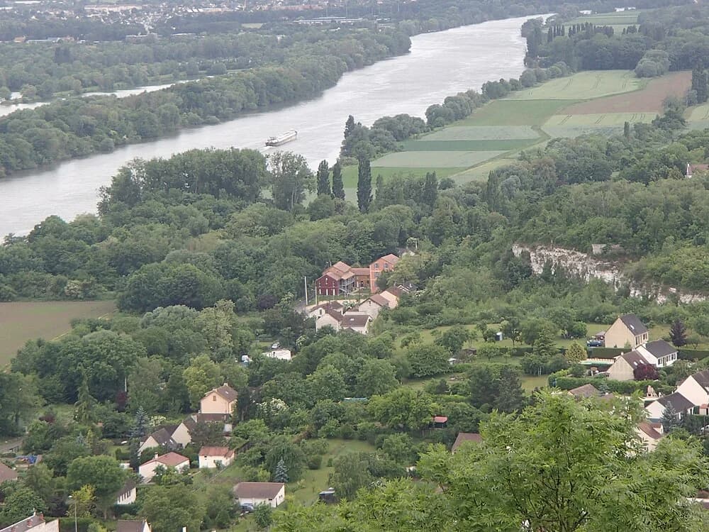 Follainville-Dennemont