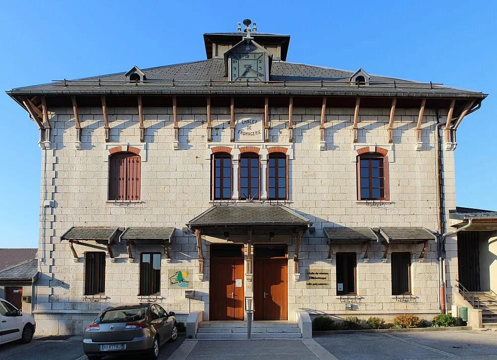 Panneaux solaires à Outriaz