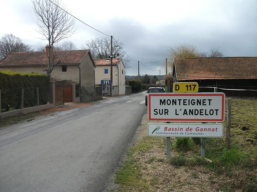 Panneaux solaires à Monteignet-sur-l'Andelot