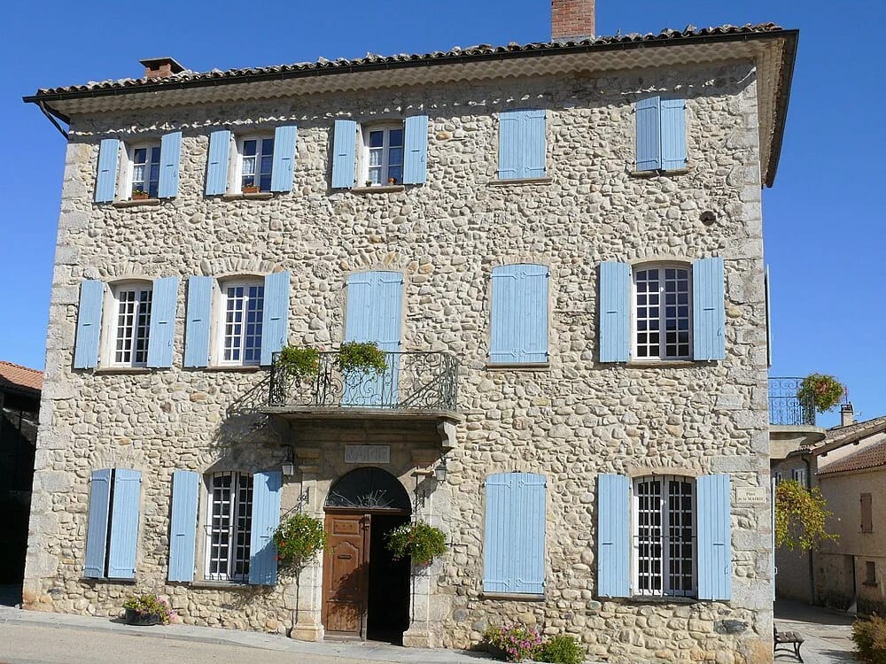 Panneaux solaires à Garde-Colombe