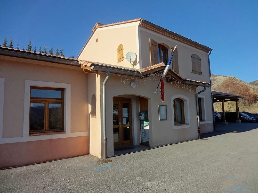 Panneaux solaires à Lardier-et-Valença