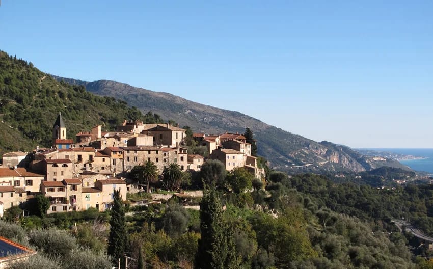 Panneaux solaires à Gorbio