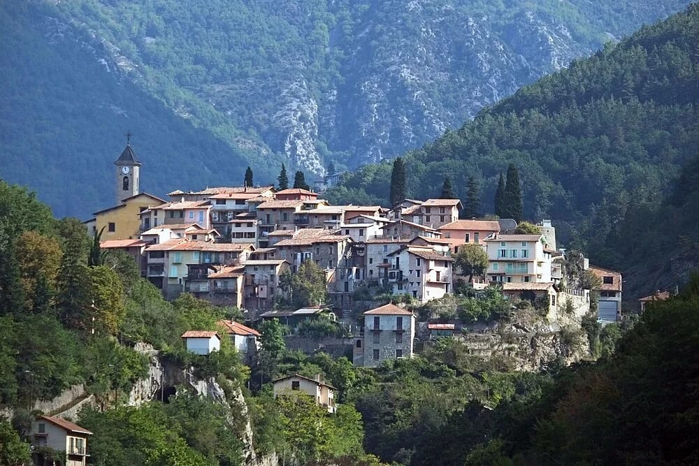 Panneaux solaires à Lantosque