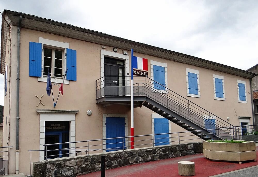 Panneaux solaires à Pont-de-Labeaume