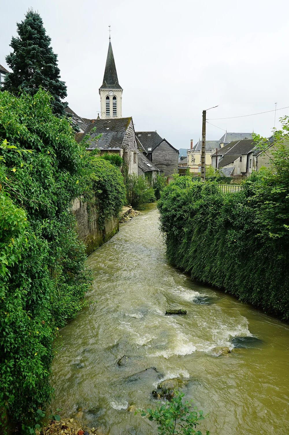 Panneaux solaires à Signy-l'Abbaye