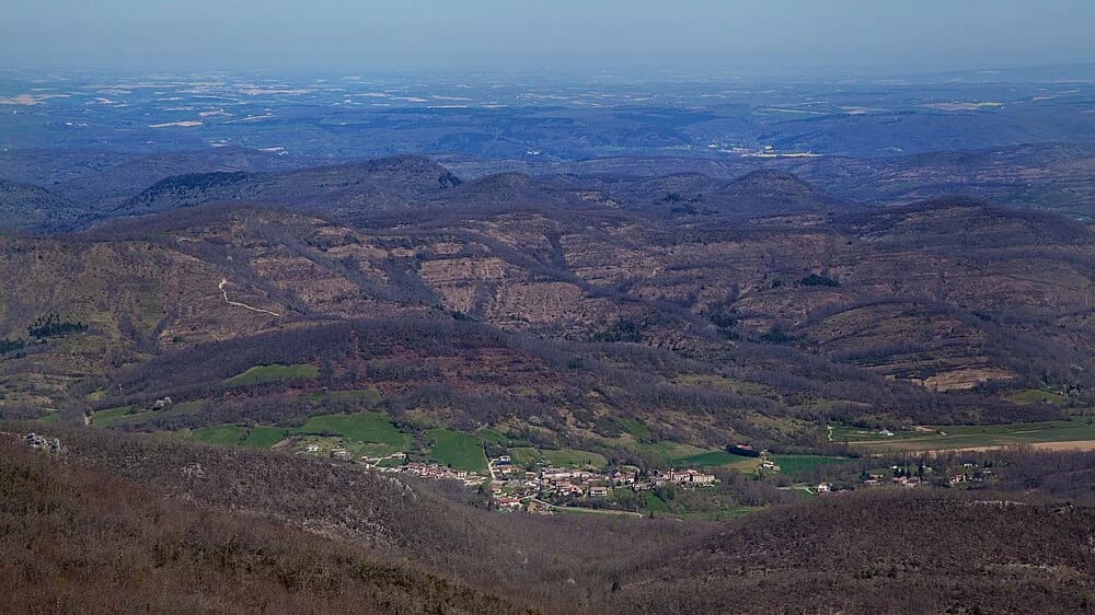 Panneaux solaires à Roquefort-les-Cascades