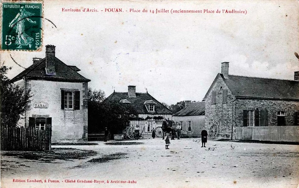 Panneaux solaires à Pouan-les-Vallées