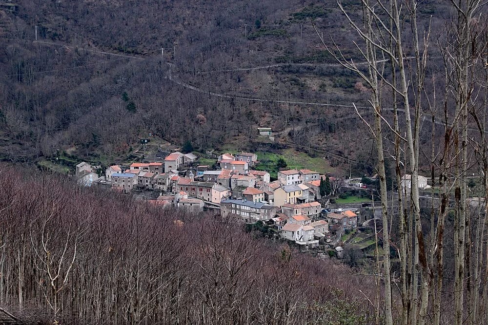 Panneaux solaires à Labastide-Esparbairenque
