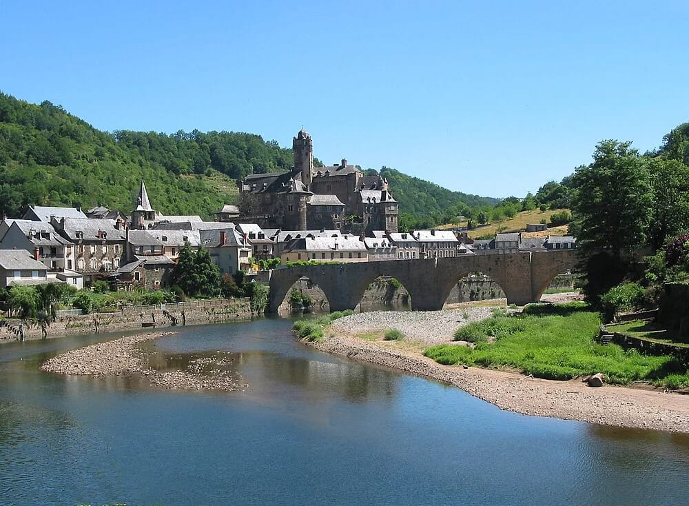 Panneaux solaires à Estaing