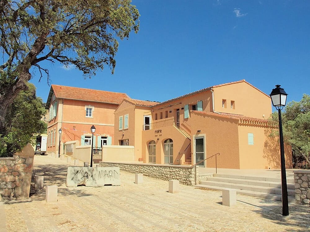 Panneaux solaires à Beaurecueil