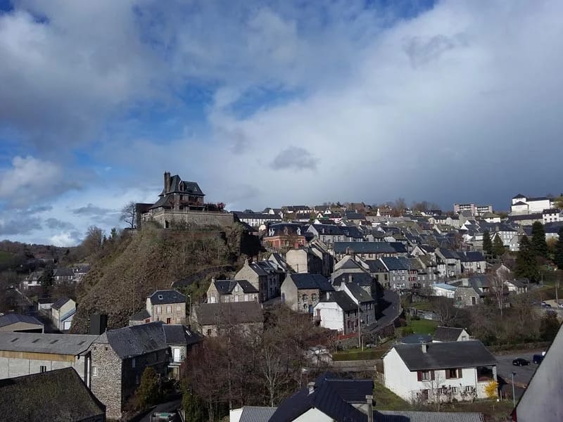 Panneaux solaires à Pierrefort