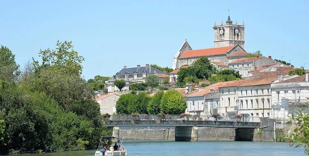 Panneaux solaires à Saint-Savinien