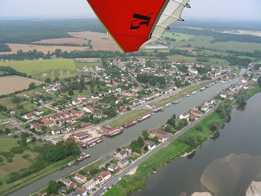 Panneaux solaires à Marseilles-lès-Aubigny