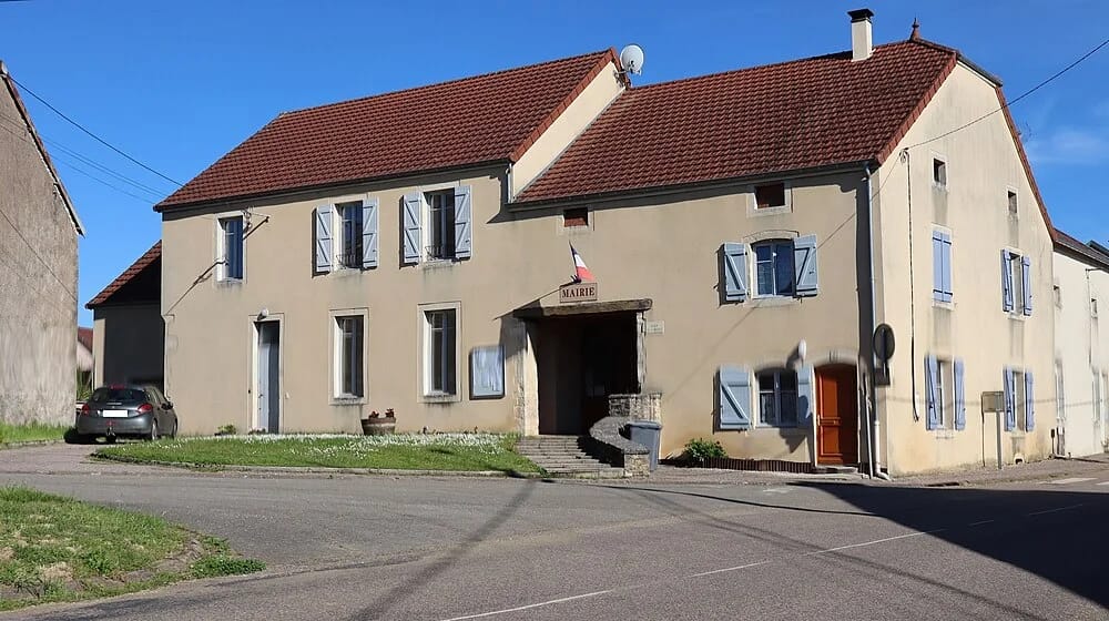 Panneaux solaires à Chaume-et-Courchamp