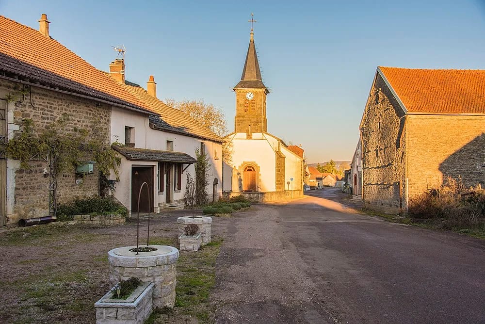 Panneaux solaires à Cussy-le-Châtel