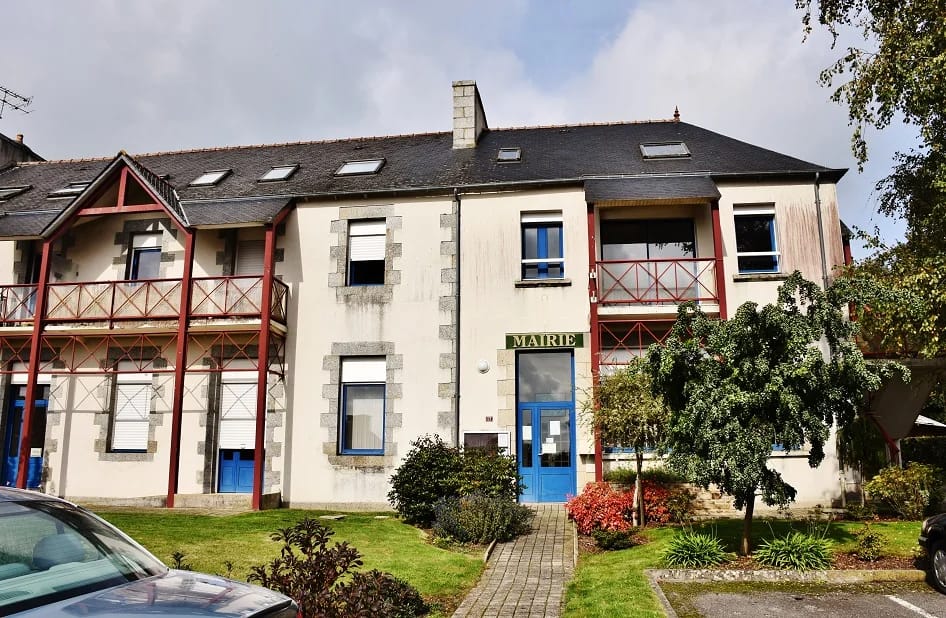 Panneaux solaires à Coëtlogon