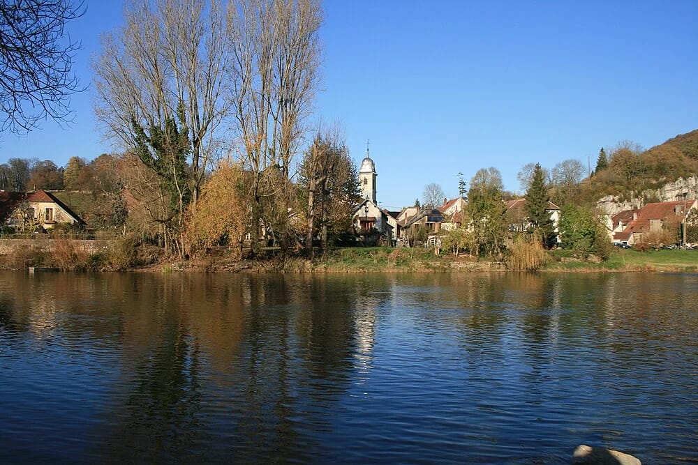 Panneaux solaires à Avanne-Aveney