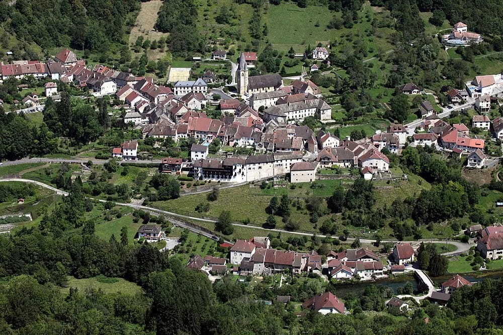Panneaux solaires à Mouthier-Haute-Pierre