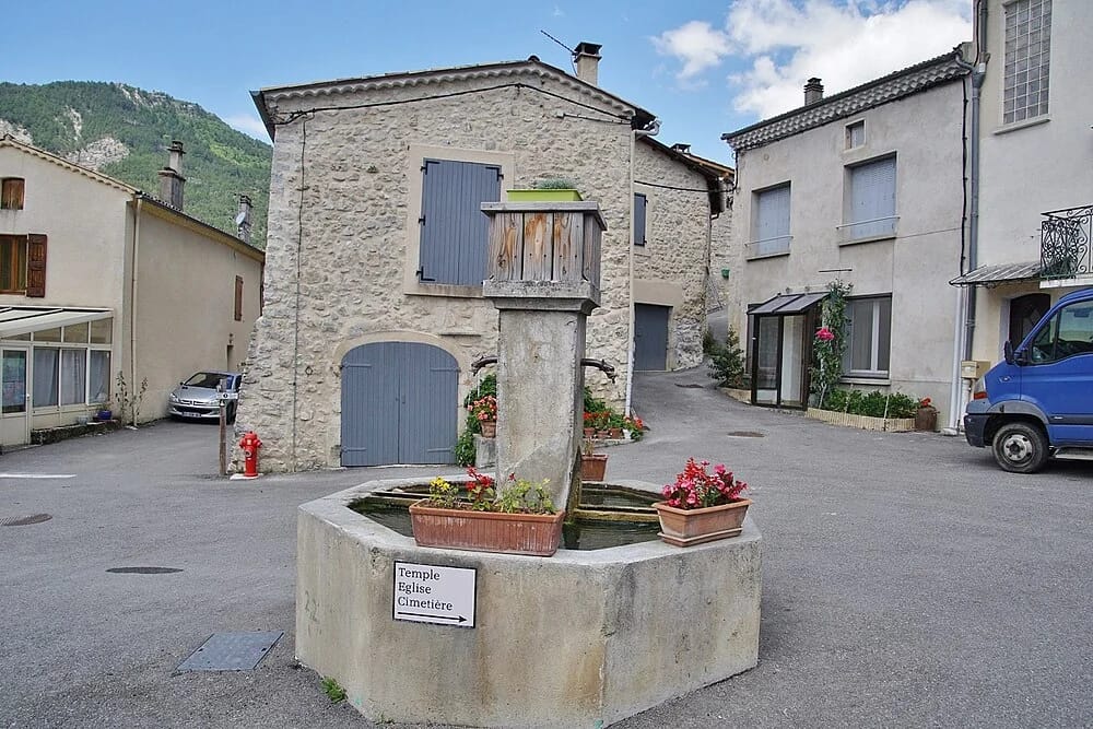 Panneaux solaires à Ponet-et-Saint-Auban