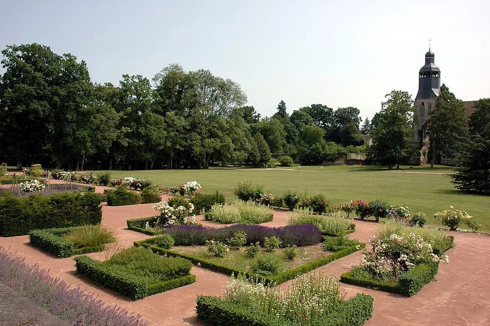 Panneaux solaires à Thiron-Gardais