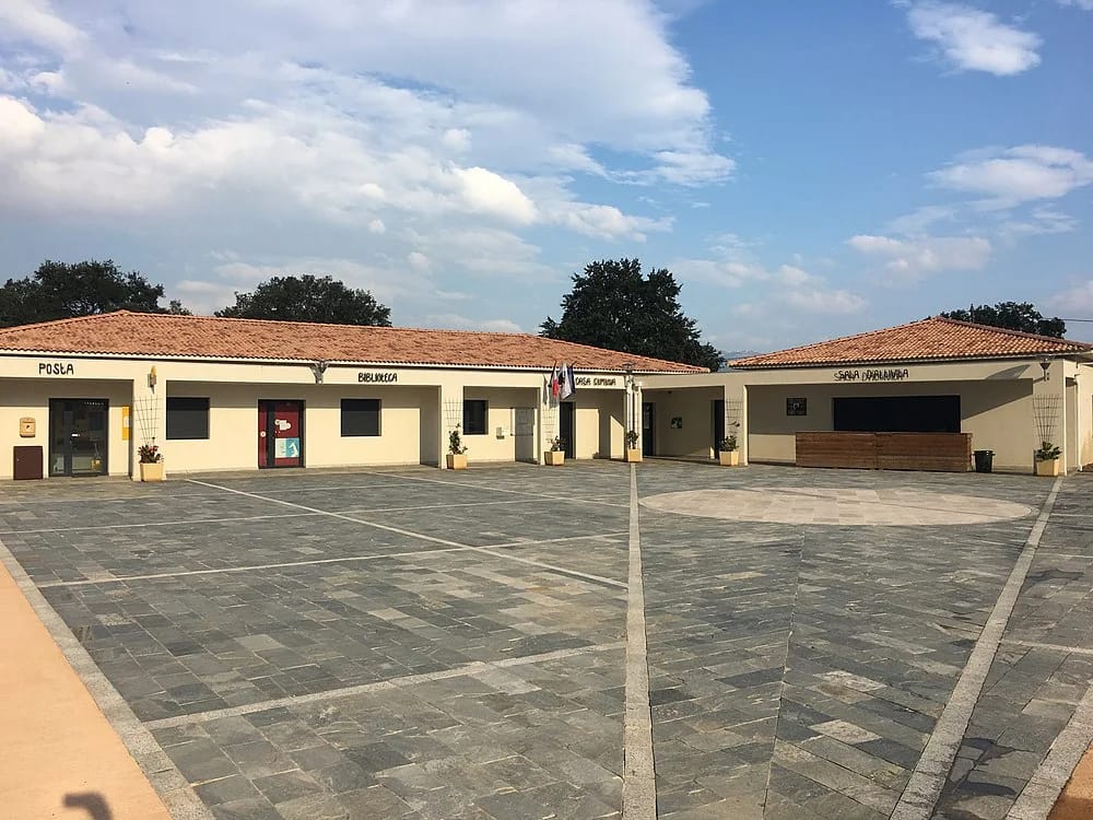 Panneaux solaires à Aghione