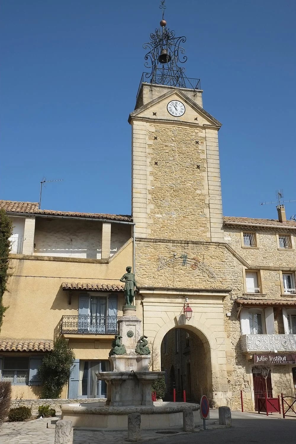 Panneaux solaires à Connaux