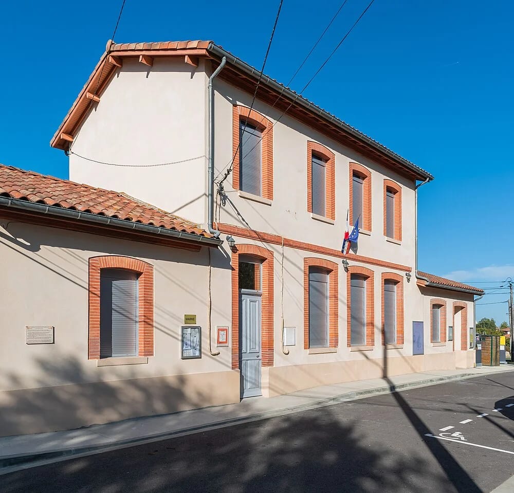 Panneaux solaires à Castelnau-Picampeau