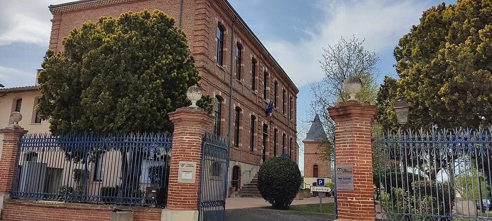 Panneaux solaires à Pins-Justaret