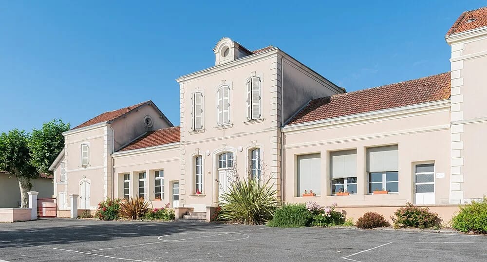 Panneaux solaires à Ladevèze-Rivière