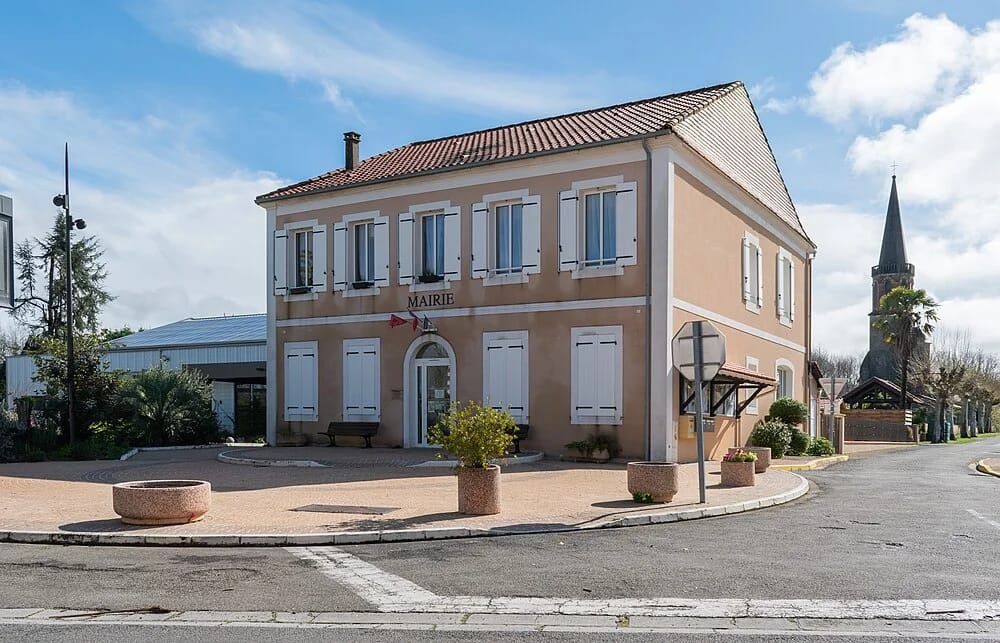 Panneaux solaires à Laujuzan