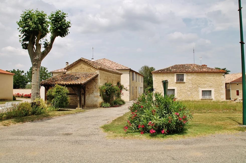 Panneaux solaires à Peyrecave