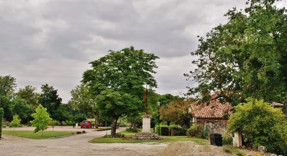 Panneaux solaires à Saint-Avit-Frandat