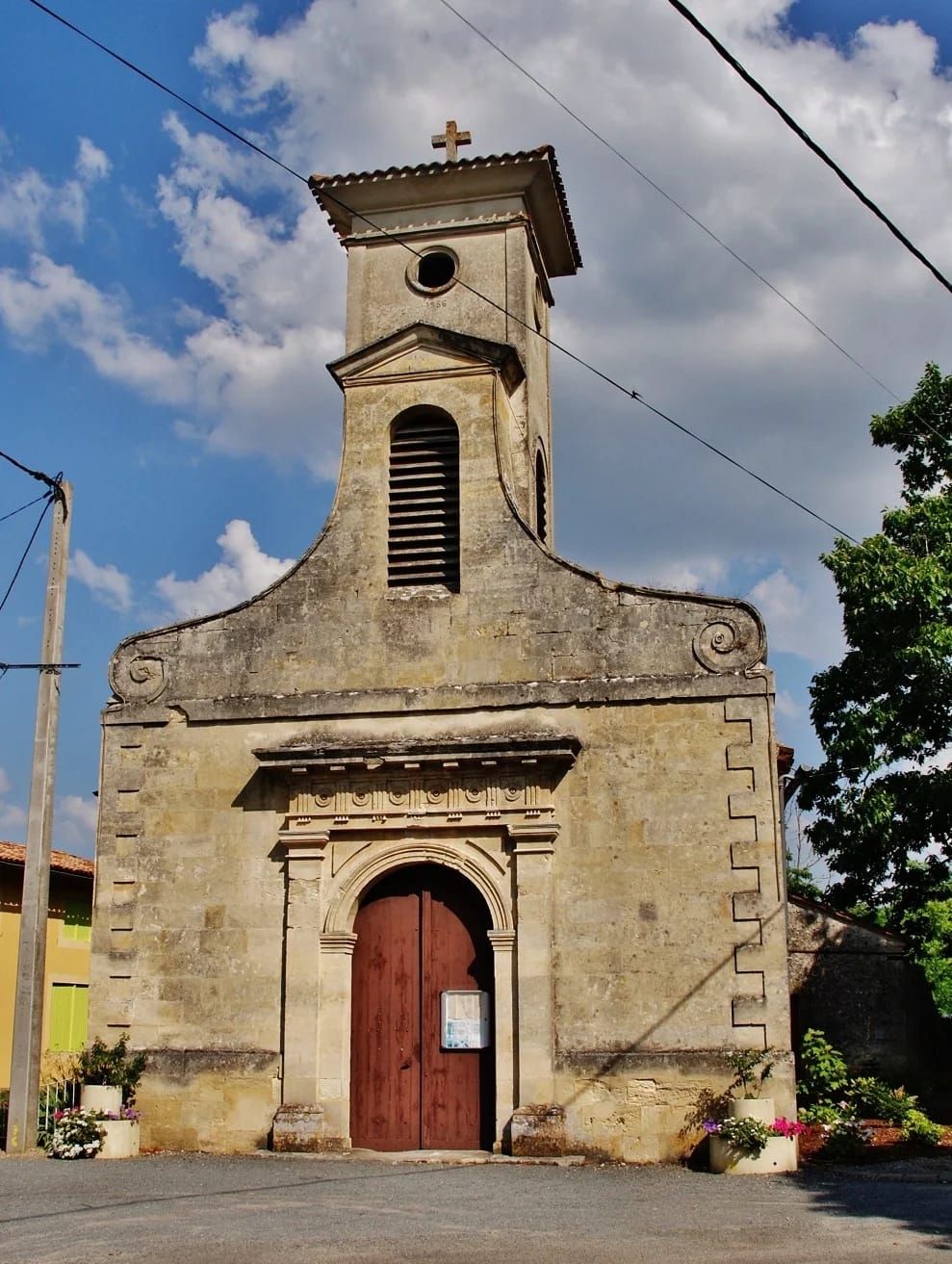 Panneaux solaires à Flaujagues