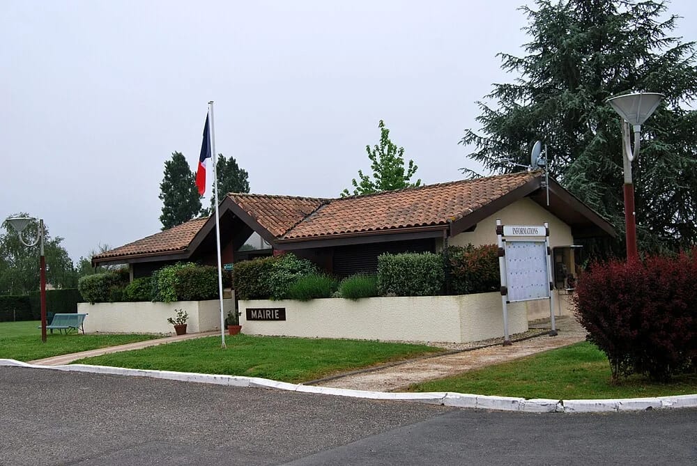 Panneaux solaires au Pout