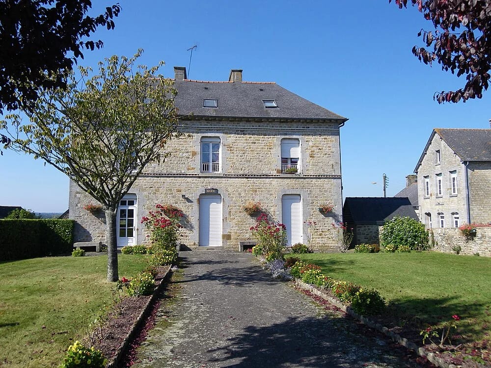 Panneaux solaires à Romazy