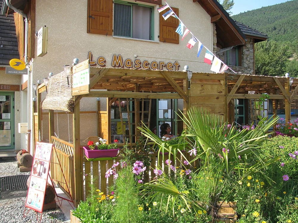 Panneaux solaires à Salle-en-Beaumont