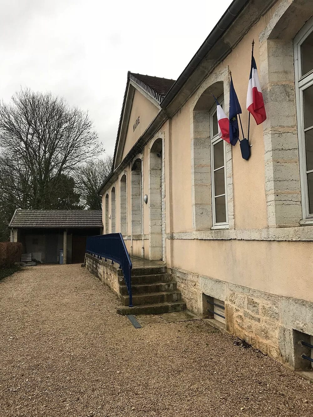 Panneaux solaires à Champagne-sur-Loue