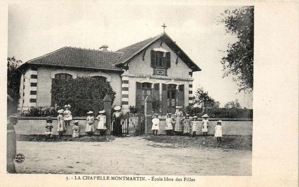 Panneaux solaires à Chapelle-Montmartin