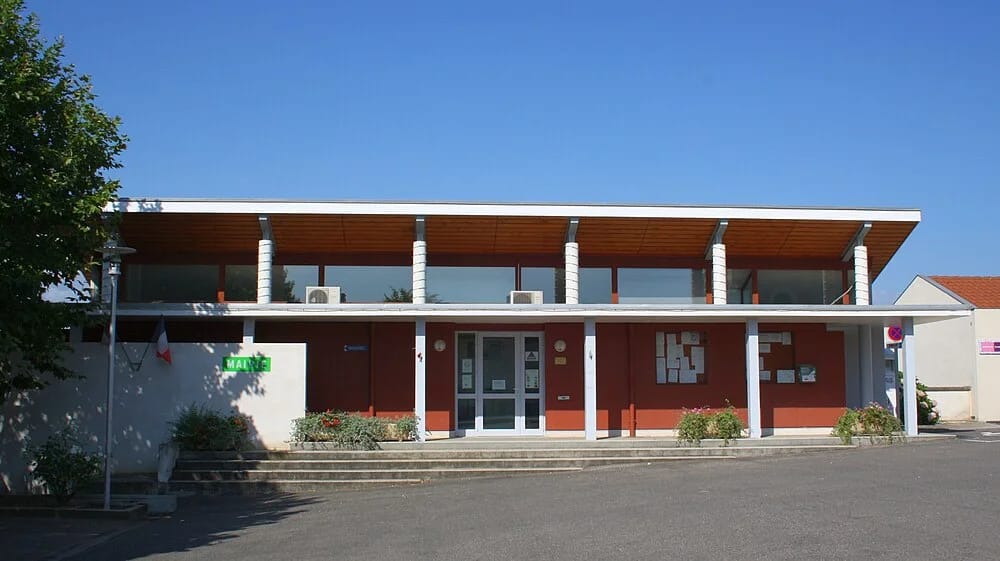 Panneaux solaires à Chalain-le-Comtal