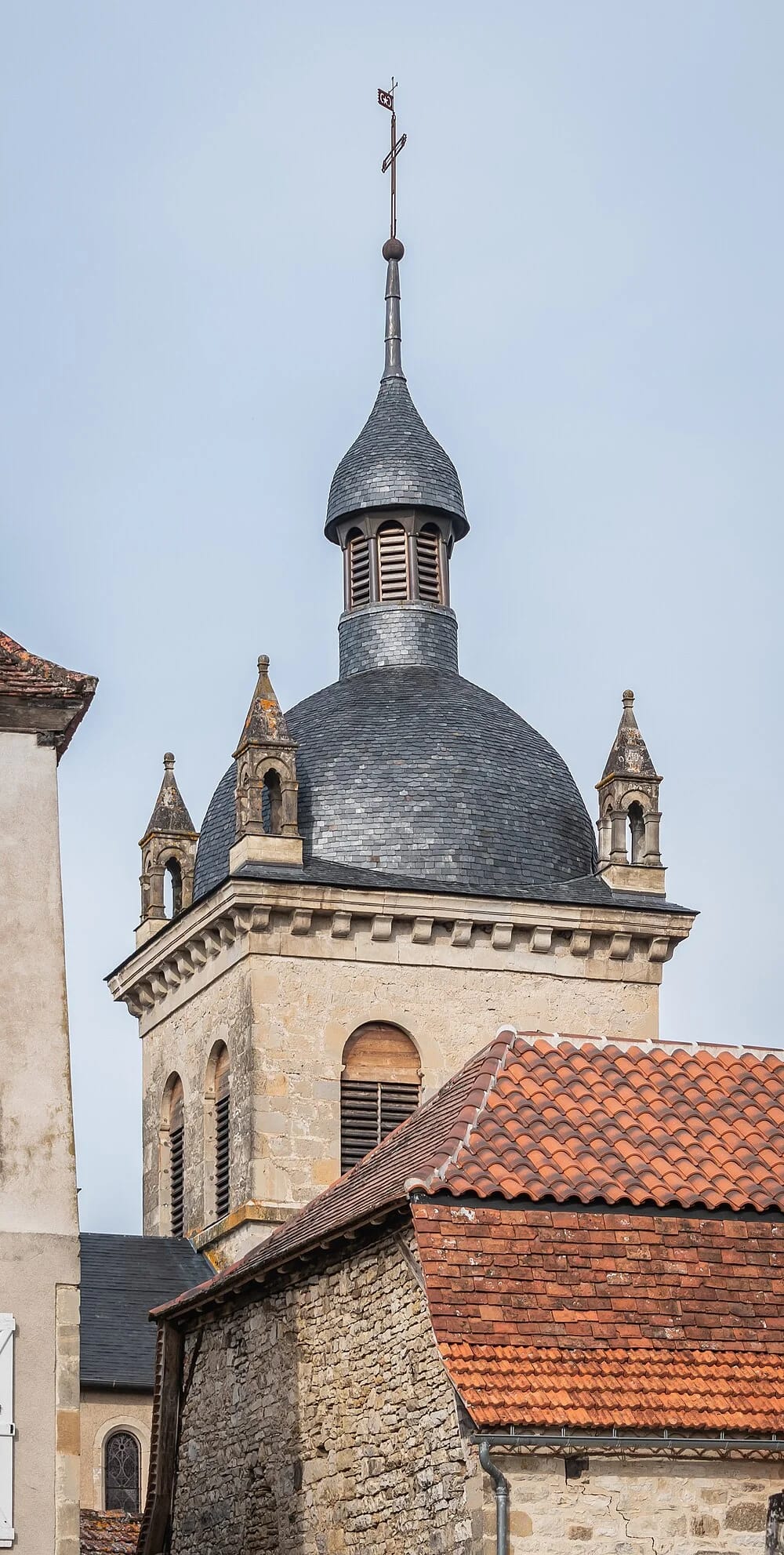 Panneaux solaires à Cornac