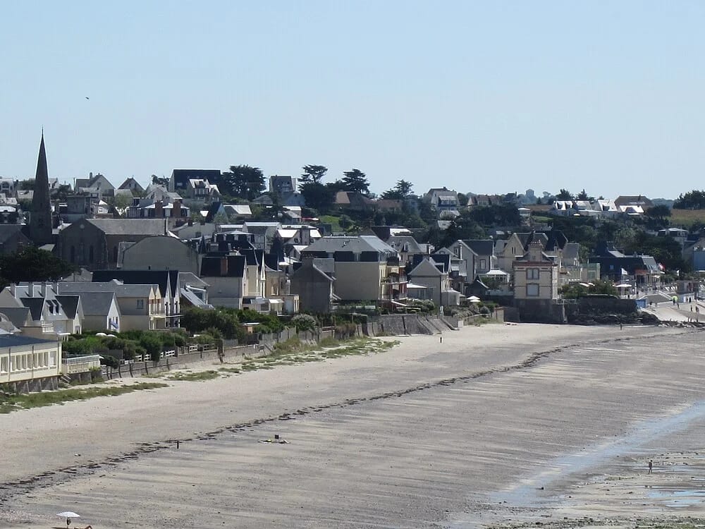 Panneaux solaires à Saint-Pair-sur-Mer