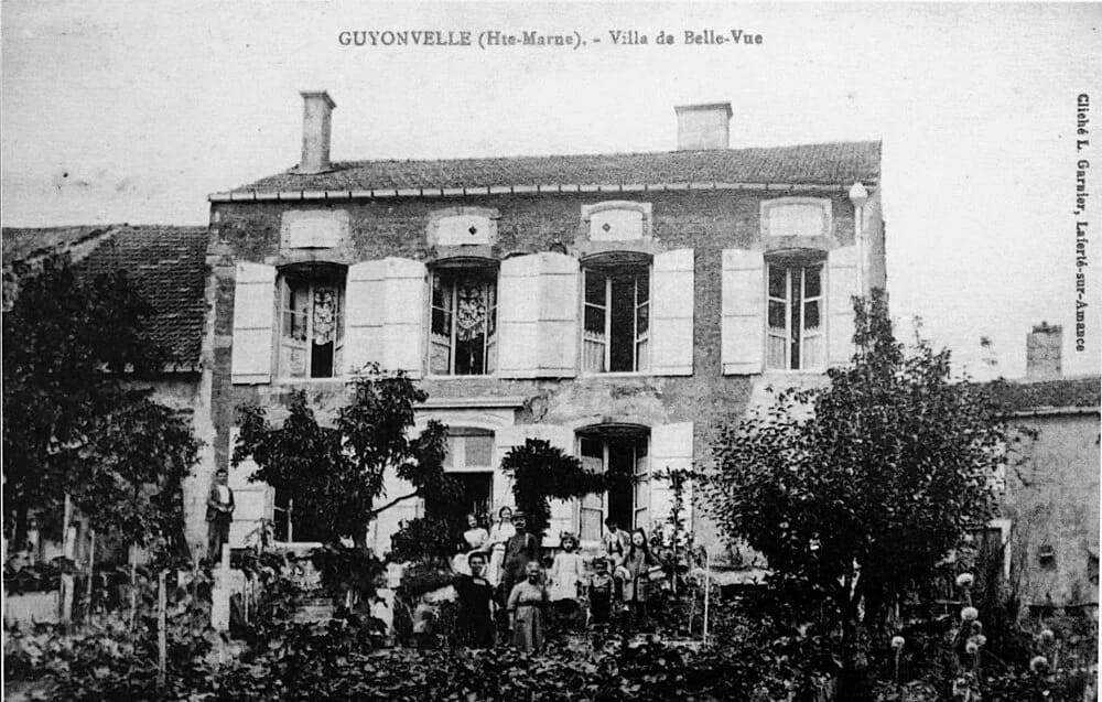 Panneaux solaires à Guyonvelle