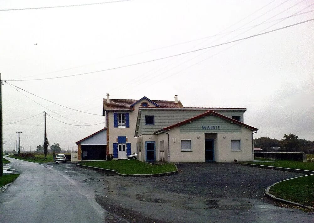 Panneaux solaires à Mouhous