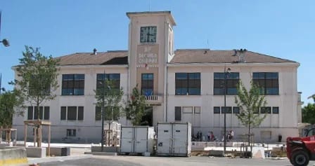 Panneaux solaires à Décines-Charpieu