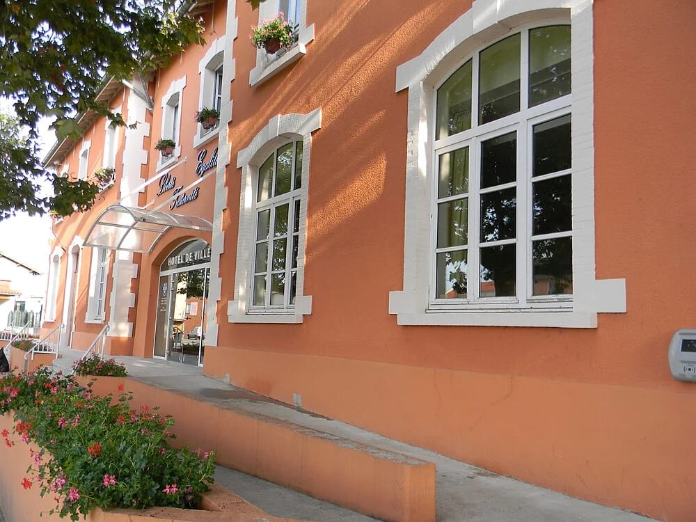 Panneaux solaires à Jonage