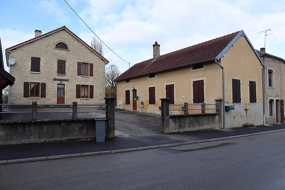 Panneaux solaires à Denèvre