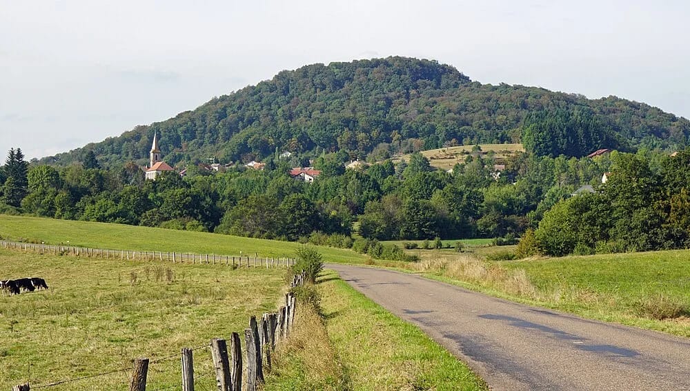 Panneaux solaires à Étobon