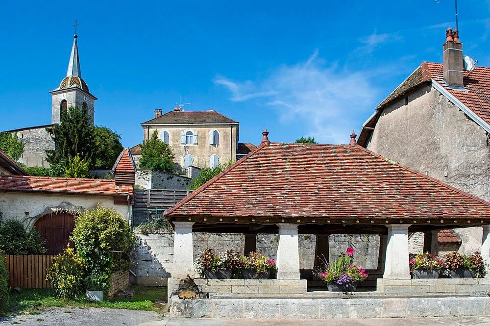 Panneaux solaires à Montboillon